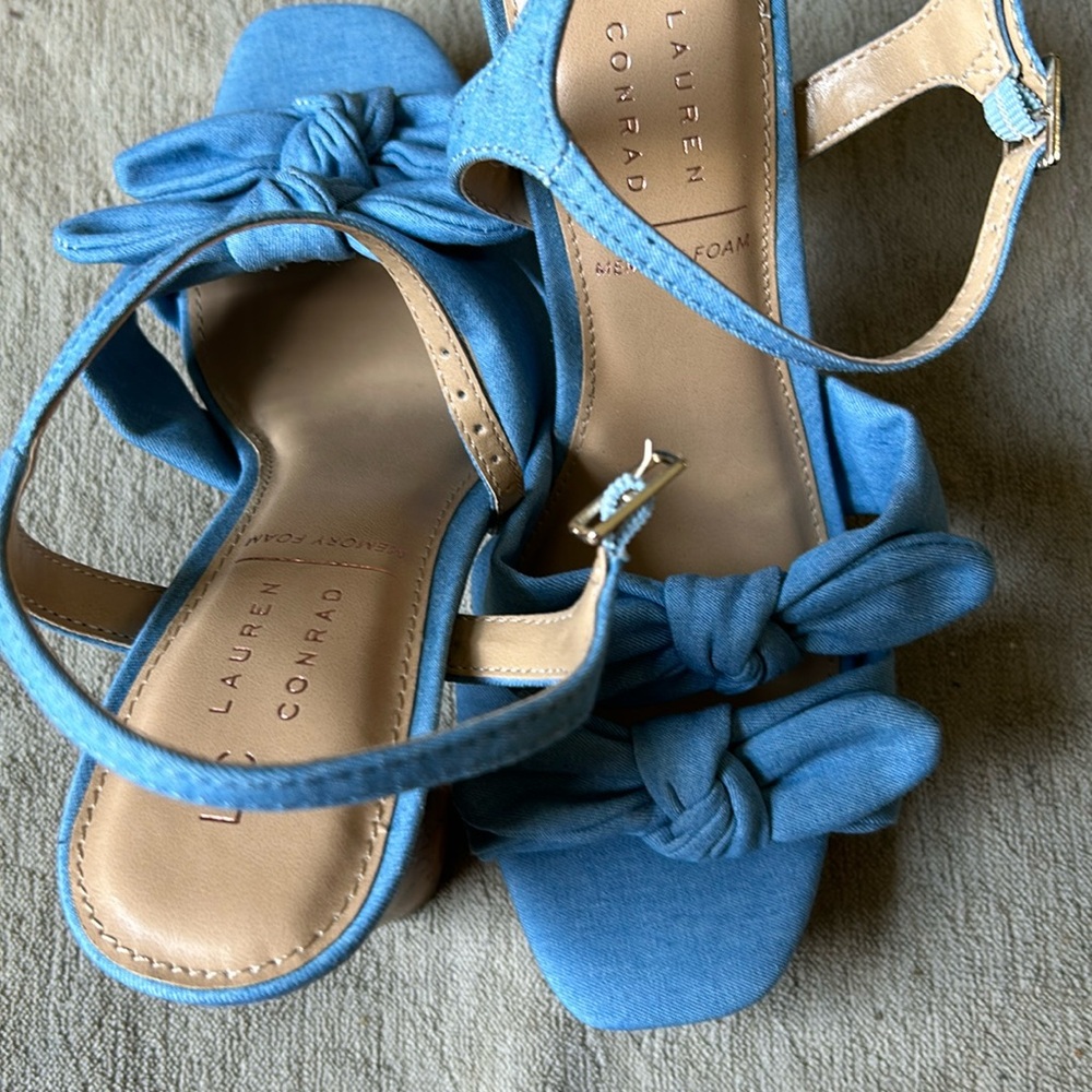Lauren Conrad denim sandals with memory foam!